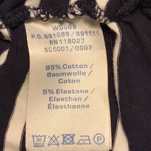 Boden Women’s Top 1/4 sleeved - Picture 7 of 7